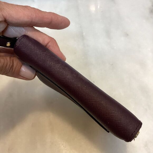 Kate Spade Wallet Leather Saffiano Full Zip Half Size Continental Wallet - Picture 6 of 10